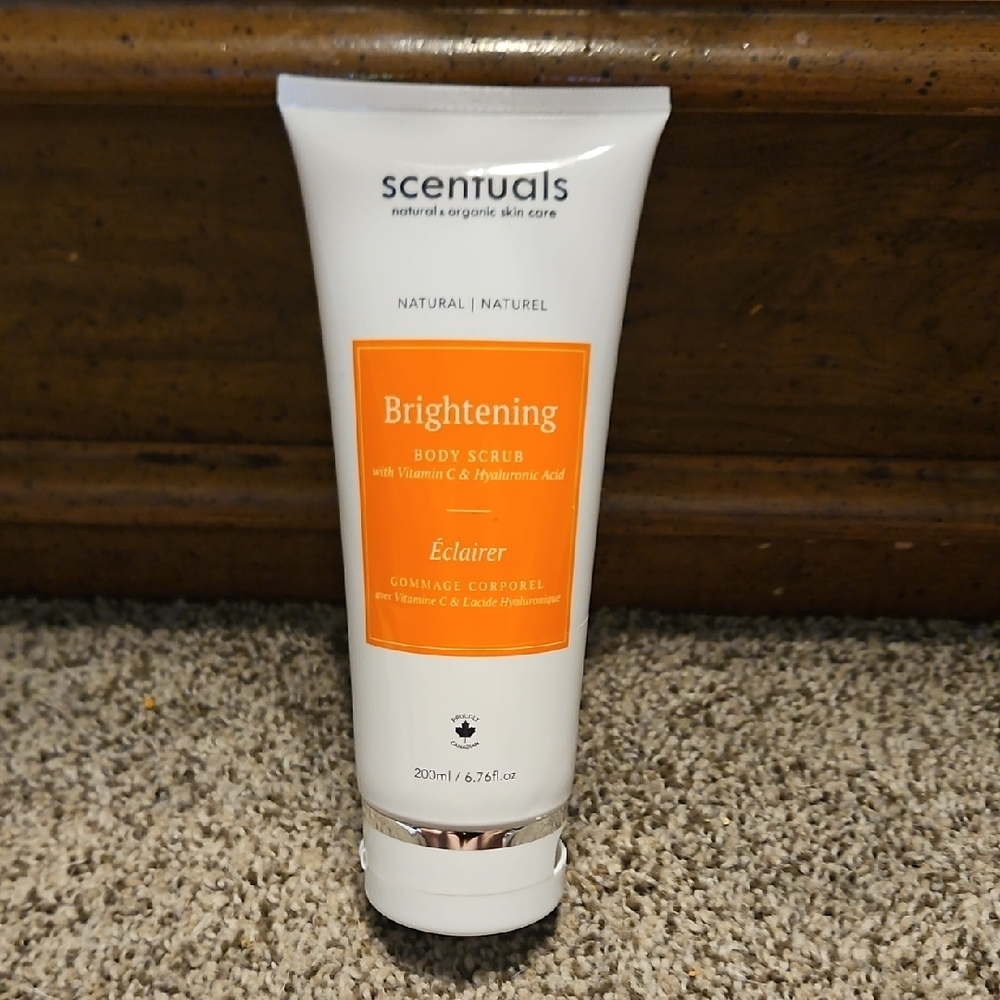 Scentuals Brightening Body Scrub – White & Orange